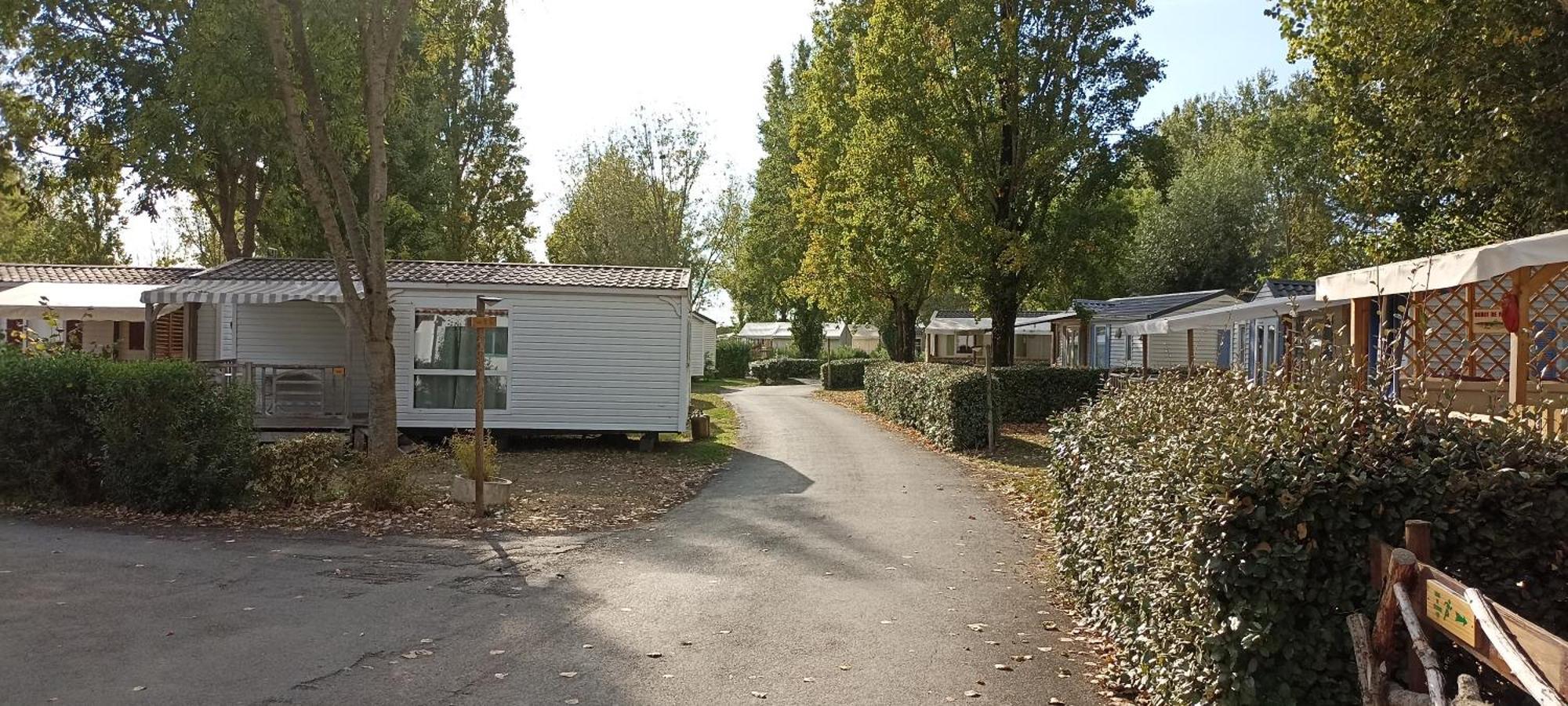 Mobilhome L'Oasis Camping Le Clos Cottet Angles  Εξωτερικό φωτογραφία