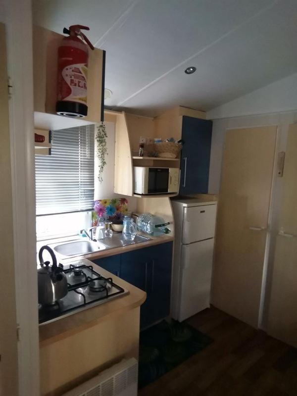 Mobilhome L'Oasis Camping Le Clos Cottet Angles  Εξωτερικό φωτογραφία