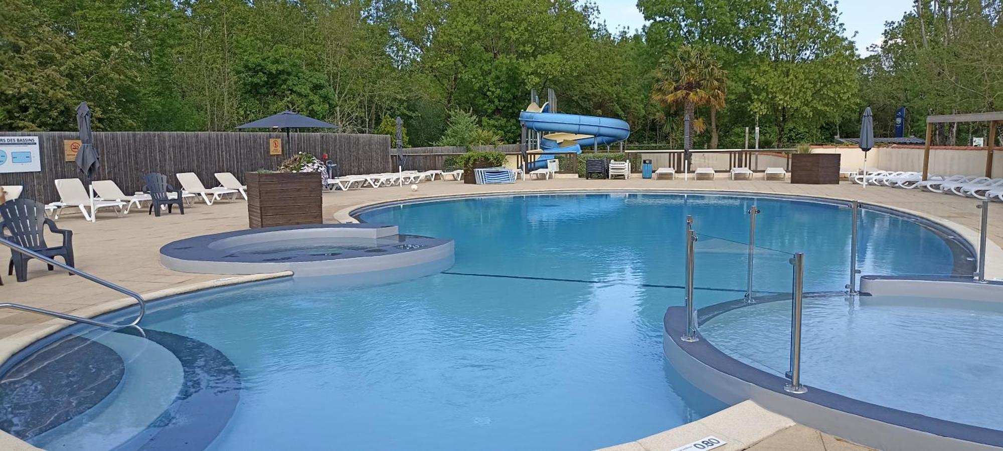 Mobilhome L'Oasis Camping Le Clos Cottet Angles  Εξωτερικό φωτογραφία
